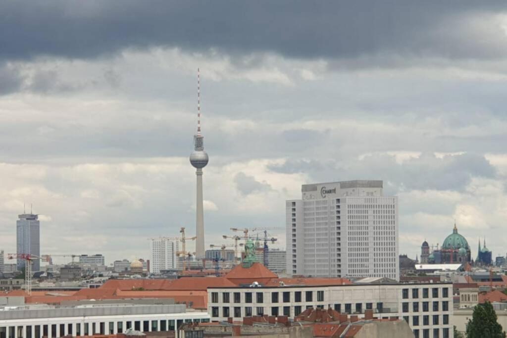 Studio Uber Den Wolken